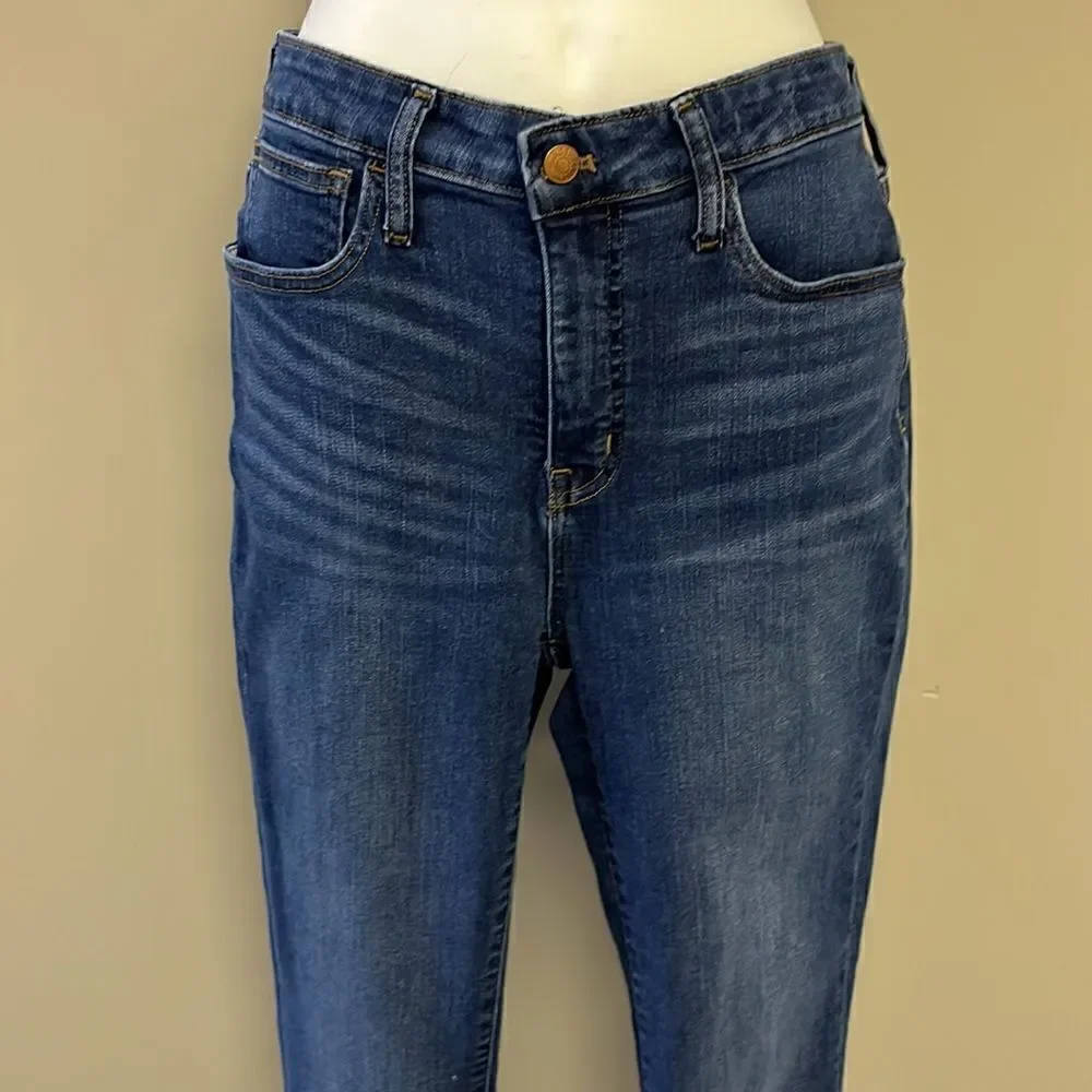 Madewell Women’s Curvy Roadtripper Medium Wash Whiskering 5-pocket Jeans- T28